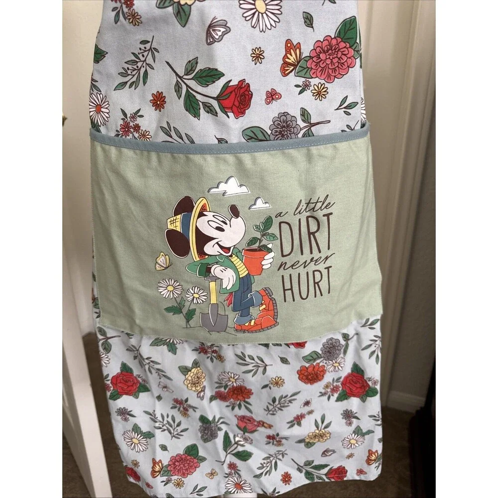 Disney Parks Flowers Mickey Mouse A Little Dirt Never Hurt Kitchen Apron New